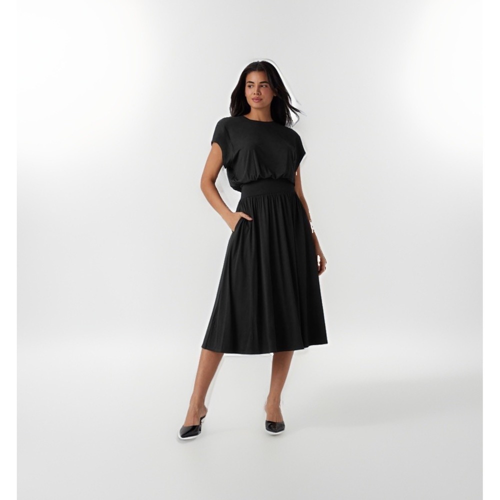 Halara Women's Size M Batwing Sleeve Flowy Midi Dress Pockets Tummy Control NWT